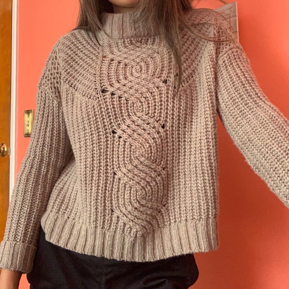 American Eagle turtleneck sweater - Picture 2 of 2